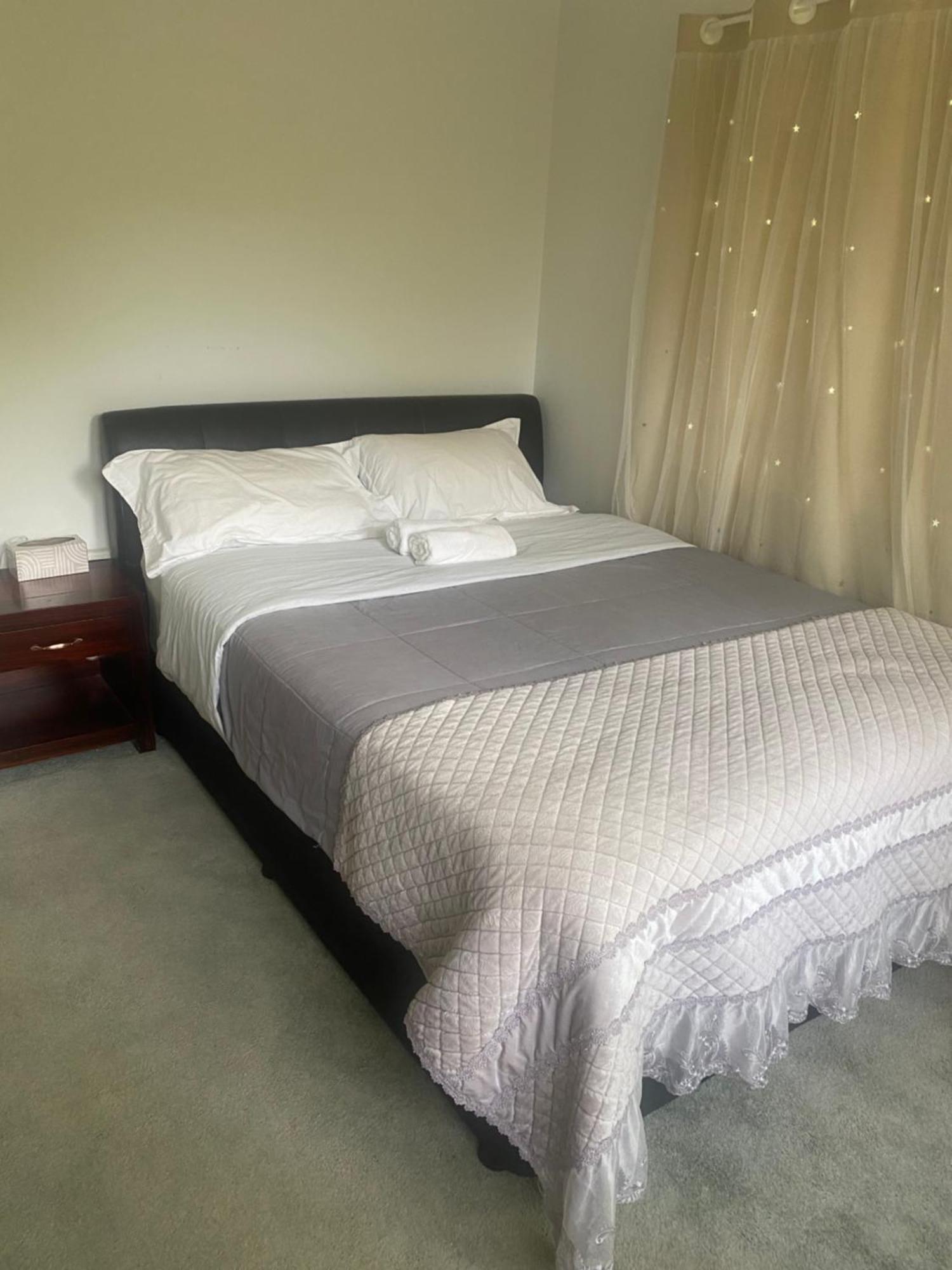 Yny Guest House Waterford Ngoại thất bức ảnh