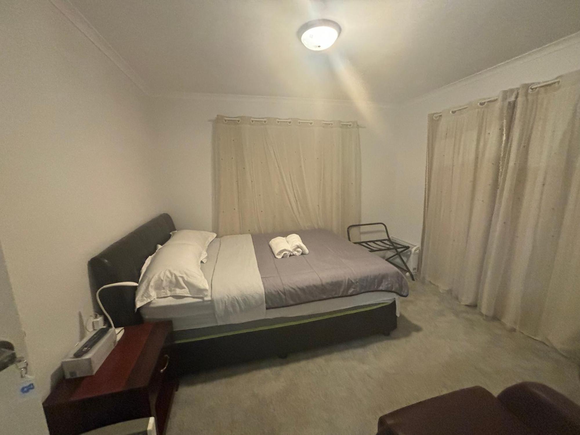Yny Guest House Waterford Ngoại thất bức ảnh